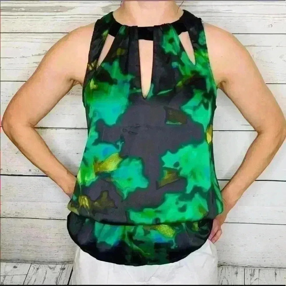 NWT Kenneth Cole High Neck Elastic Waist Blouse - Picture 3 of 8